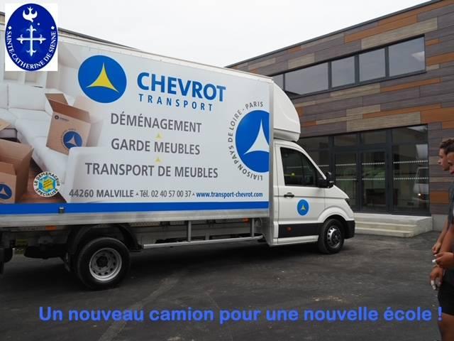 Nouveau camion pour une nouvelle école